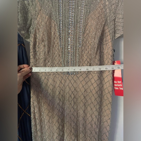 Adrianna Papell beaded Gown - Picture 7 of 7